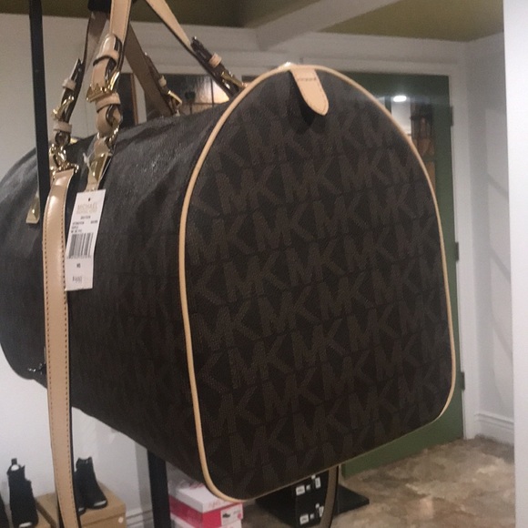 NWT Michael Kors Grayson MK Logo Duffle RARE - Picture 4 of 5
